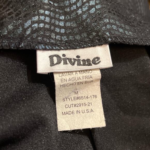 Vintage 90s Faux Leather Mini Skirt | 1990s Embossed Reptile Print A‑Line Cheer - Picture 7 of 7